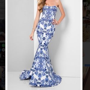 Glamour by Terani Couture Mermaid dress